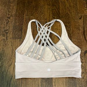 Lululemon light purple sports bra